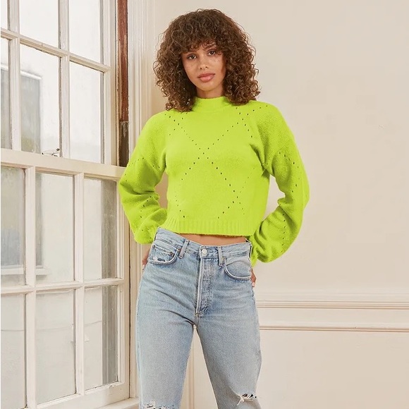 Lulus Cropped Sweater (very soft!) - Picture 1 of 10